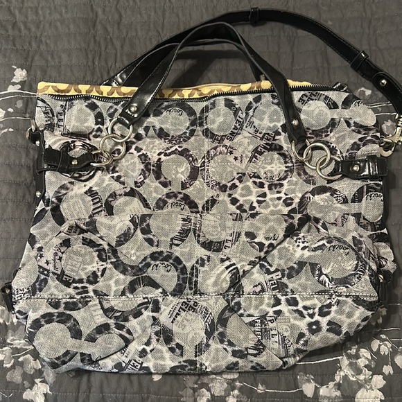 Coach bag with C leopard print - Picture 2 of 8